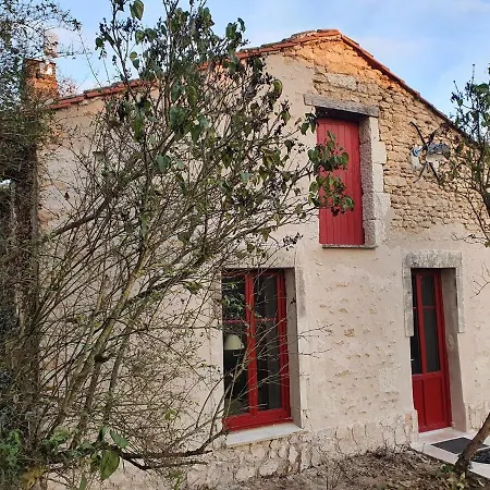Maisonette, De La Mere Nini