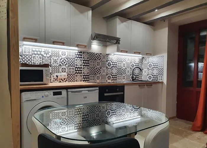 Maisonette, De La Mere Nini Сasa de vacaciones *