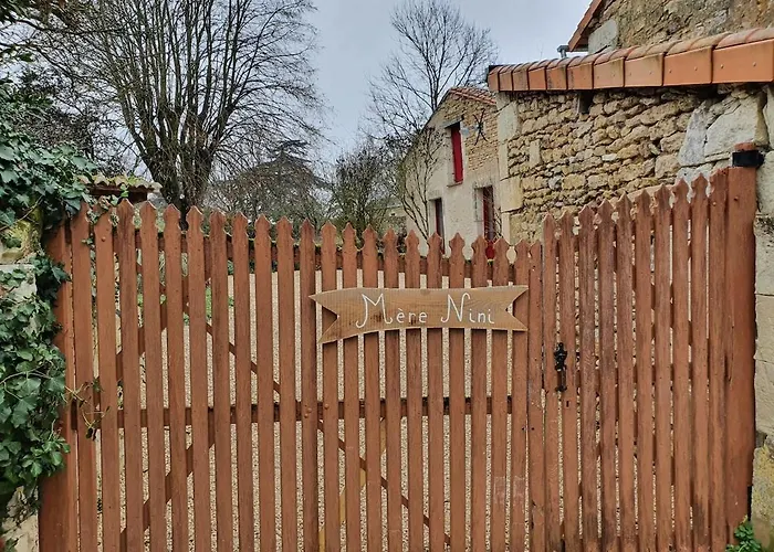 Maisonette, De La Mere Nini *